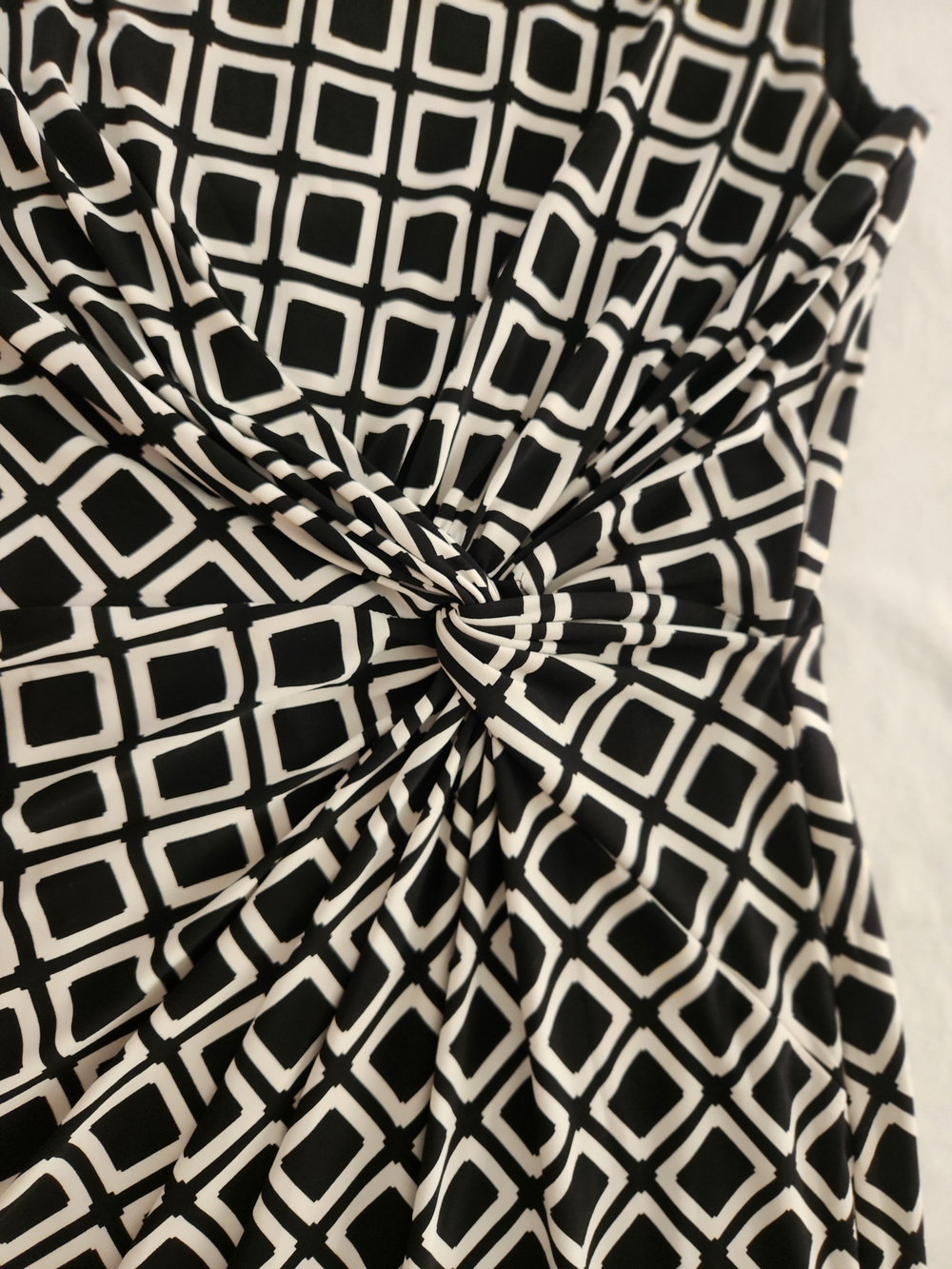 Lauren Ralph Lauren Black White Geometric Twist Front Dress Size 16 - Picture 7 of 10